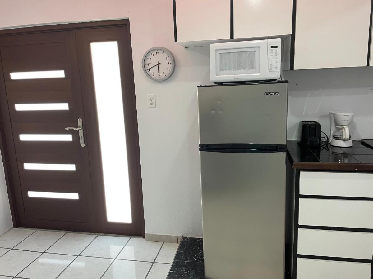 Maribel Hato Rey One Bedroom Apt. Apartamento *